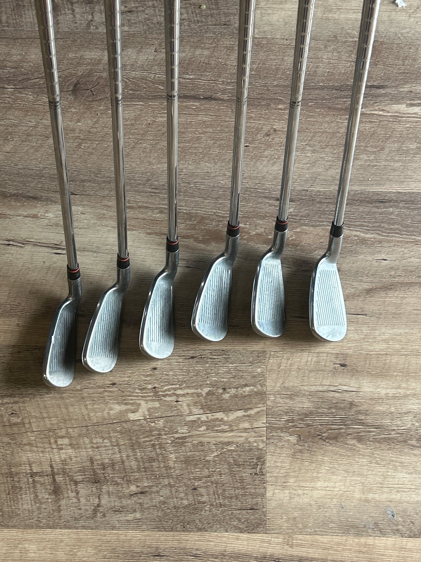 Tommy Armour 845U SilverBack Iron set 5 thru PW