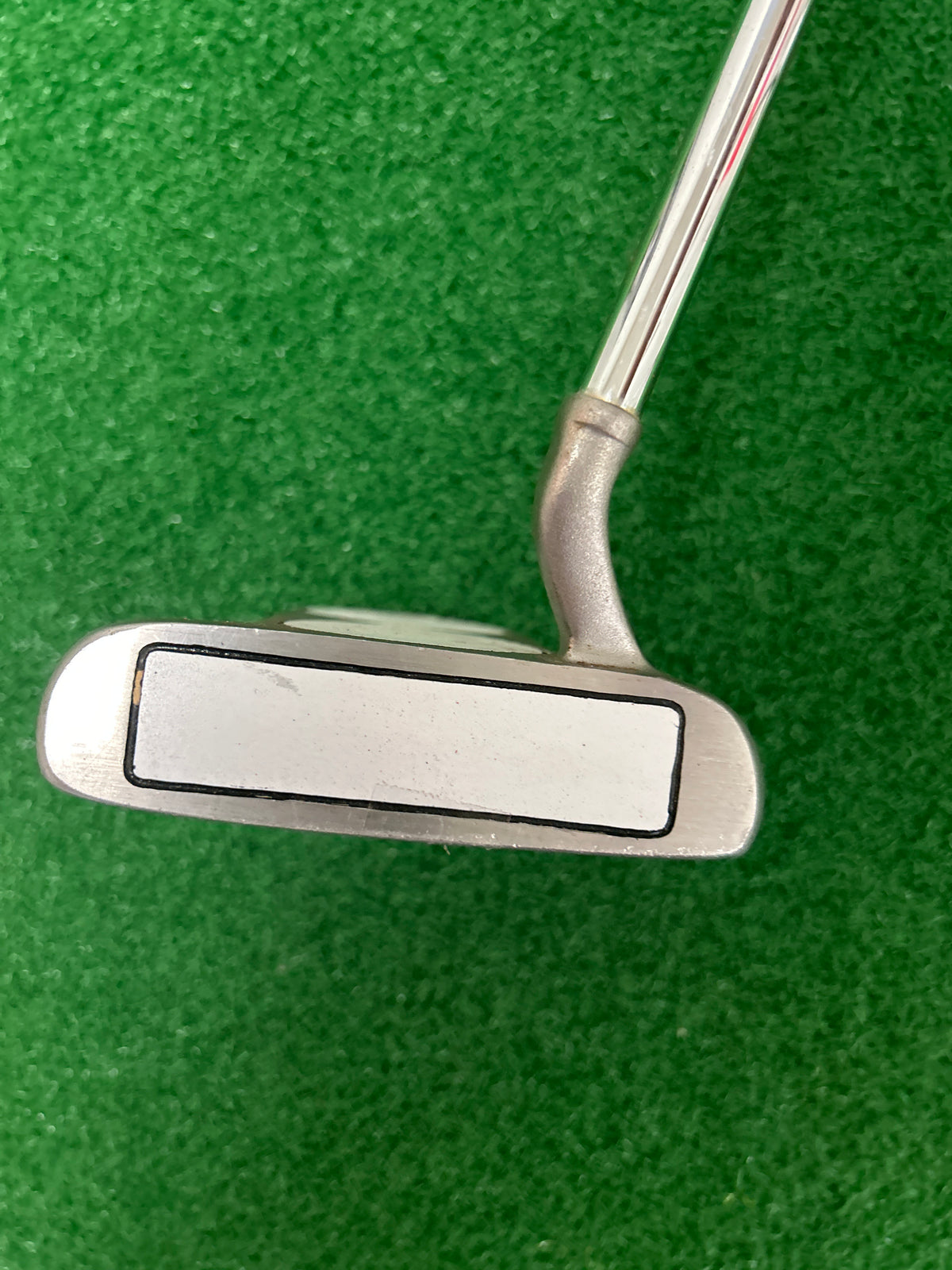 Unbranded Odyssey 2-Ball Style Mallet Putter
40” RH