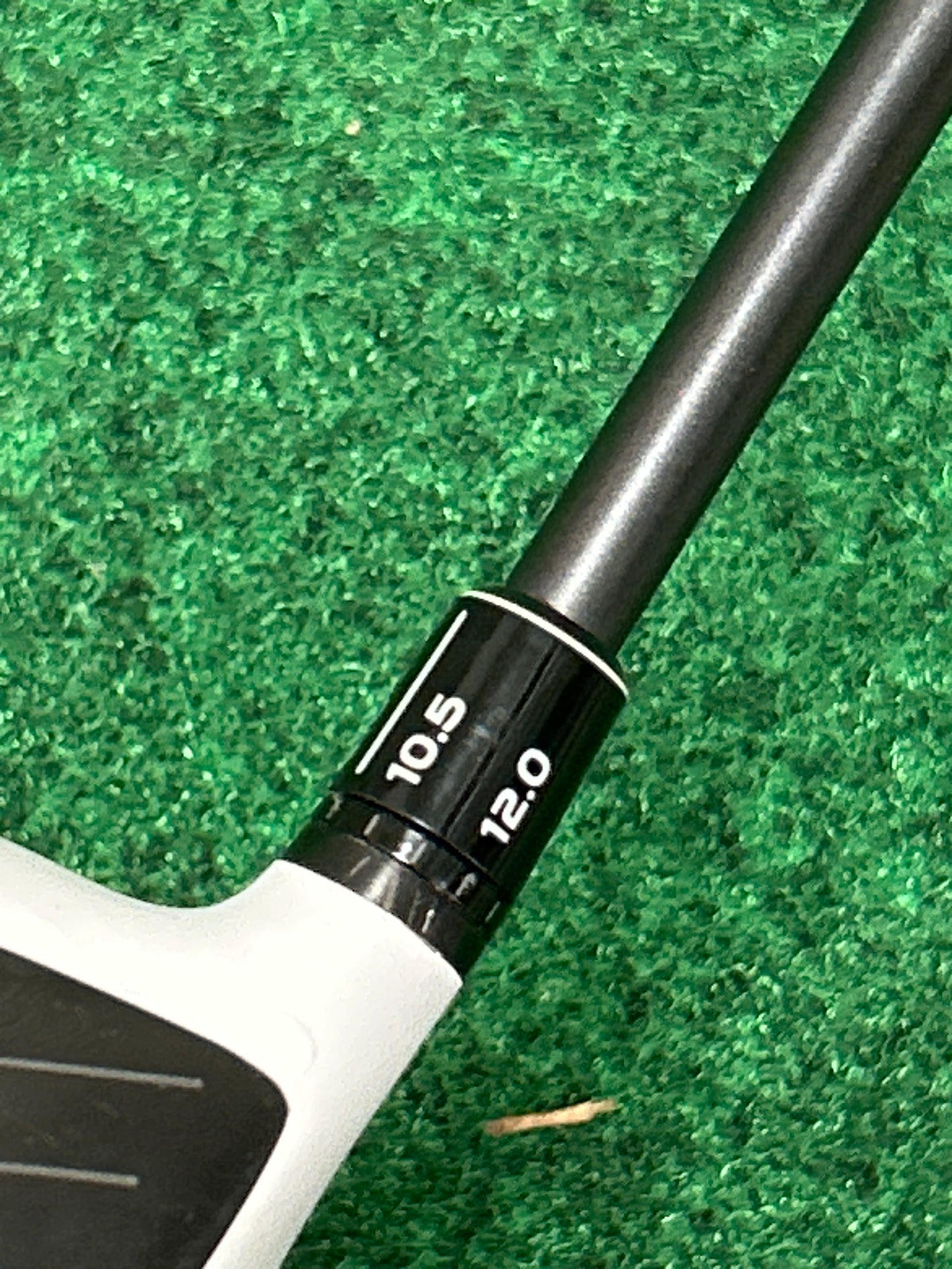 Taylormade R1 Driver…10.5 Adjustable….Stiff Flex