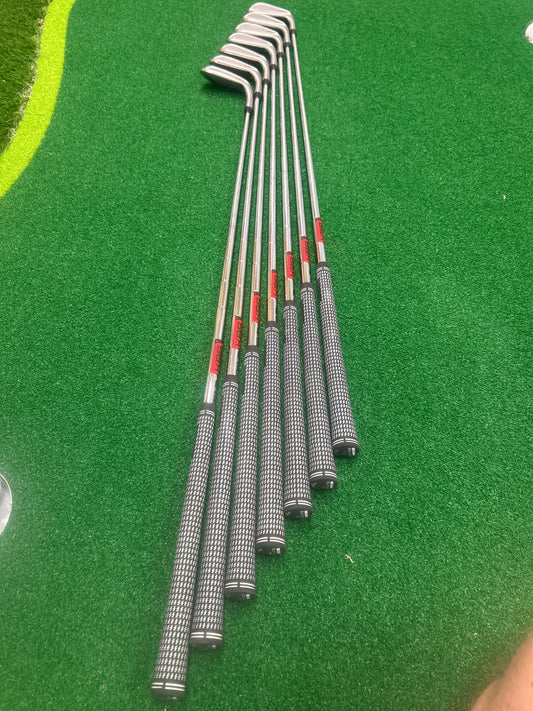 Takomo Iron Set 101 MKII 5-PW + GW