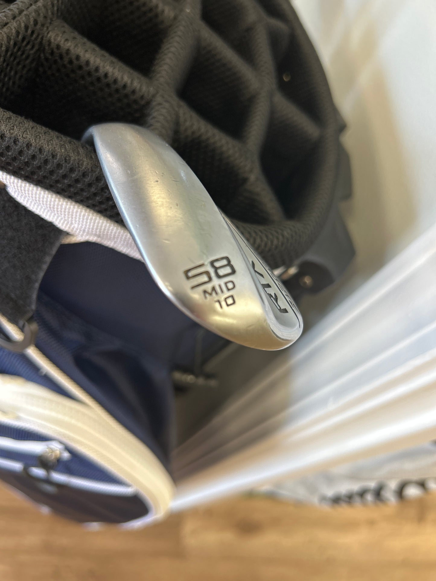 Cleveland RTX Zipcore 58-degree Wedge