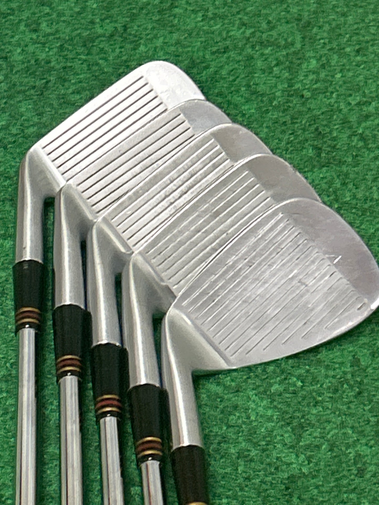 Bridgestone Pro 430 Iron Set RH 10 Clubs