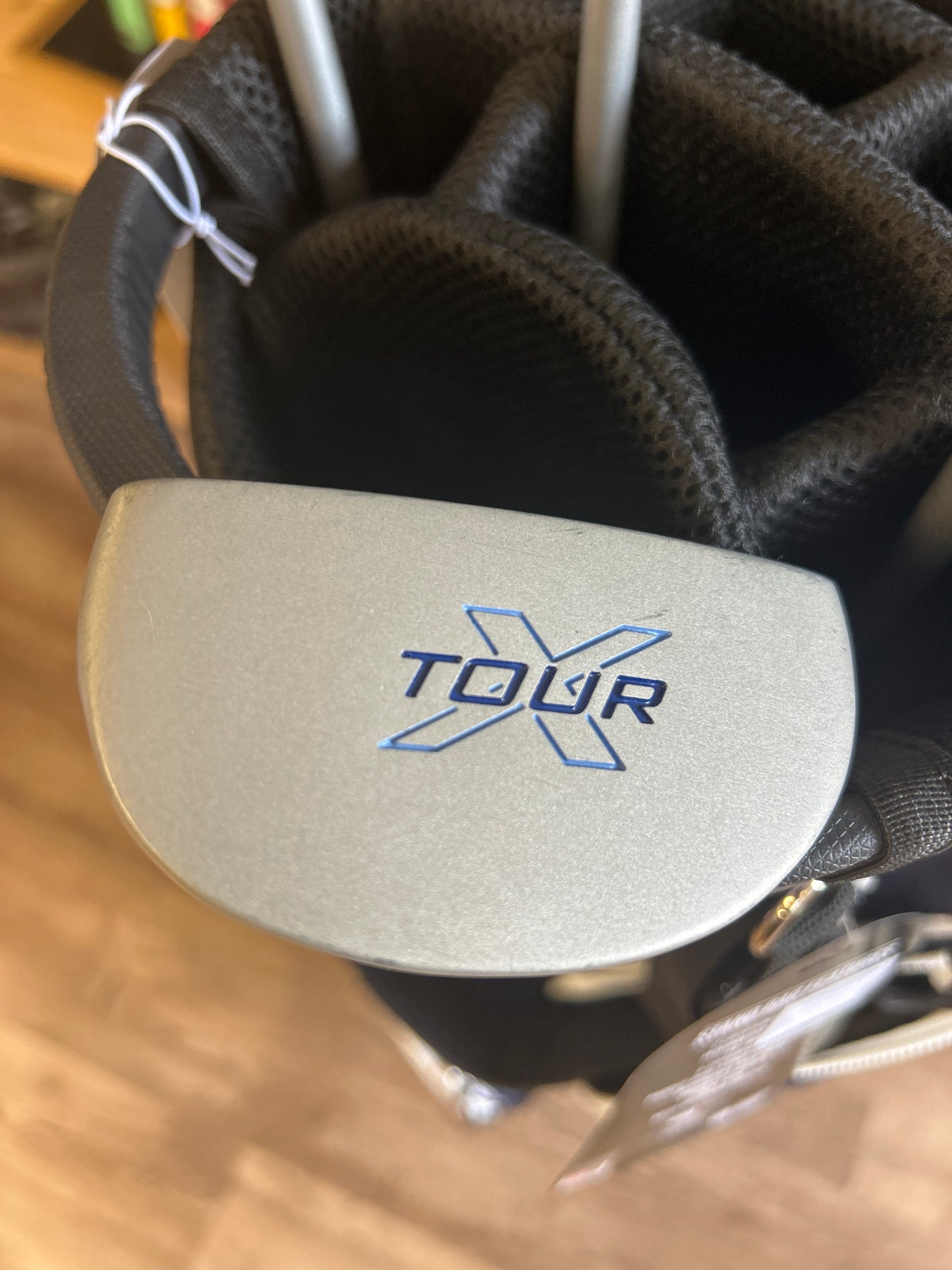 Tour X Ladies Driver, 3-Wood, Hybrid and Putter with Graphite Shafts RH
