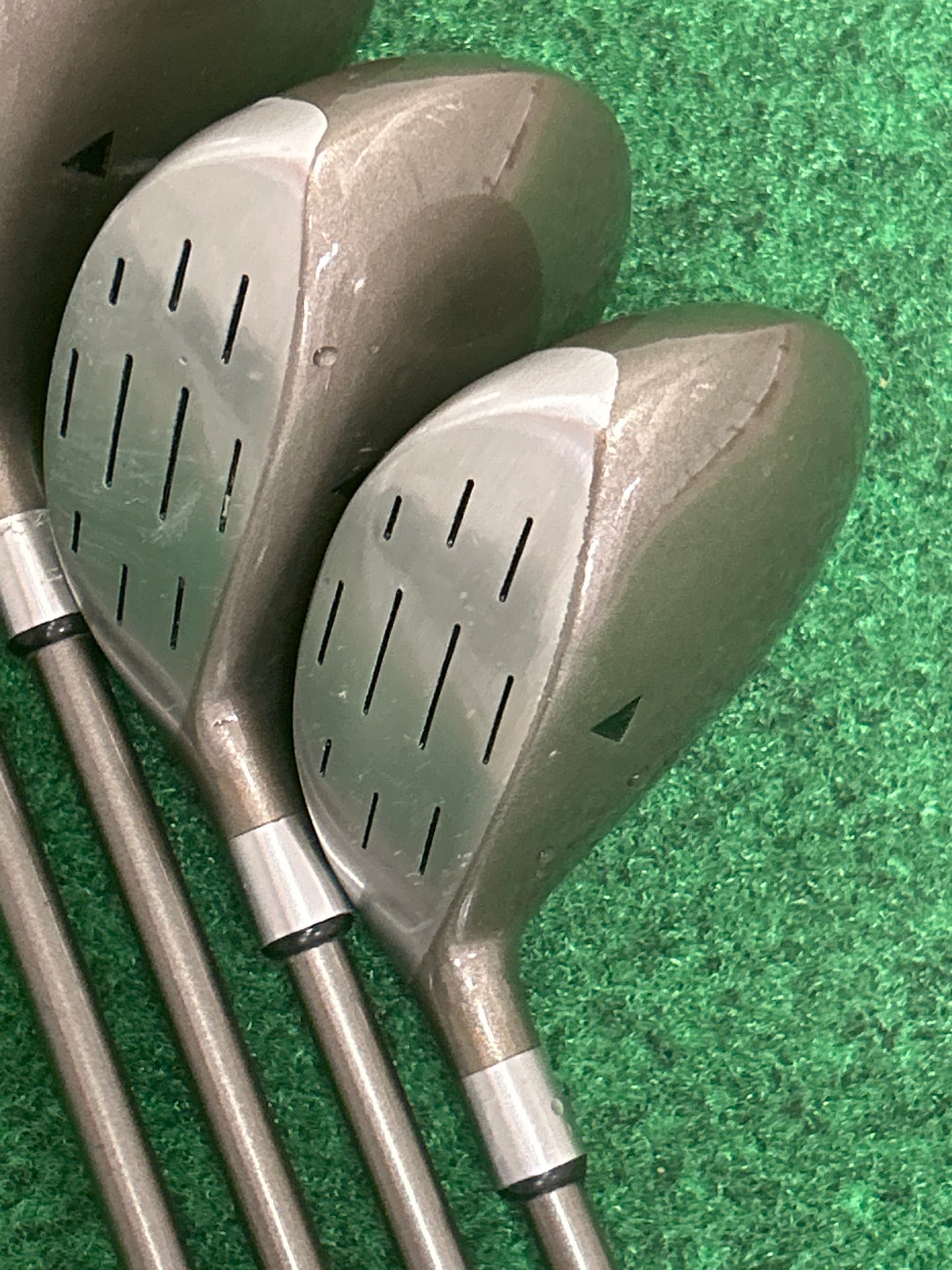 Square Two Golf Whitworth 88V ladies complete set - 

* Driver, 3, 5 & 7 woods
* 5-PW irons
* Putter