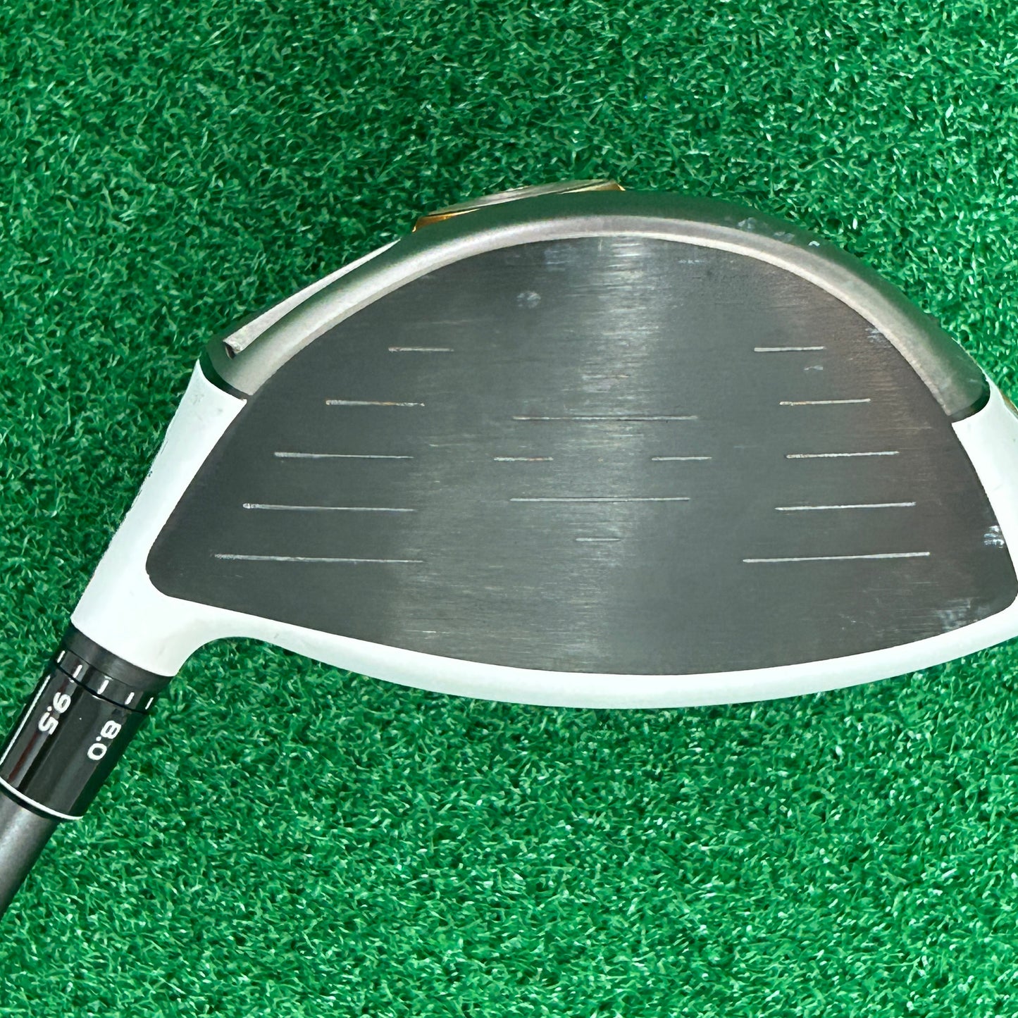 TaylorMade R1 Driver 10.5 Adjustable loft Reg. Flex RH