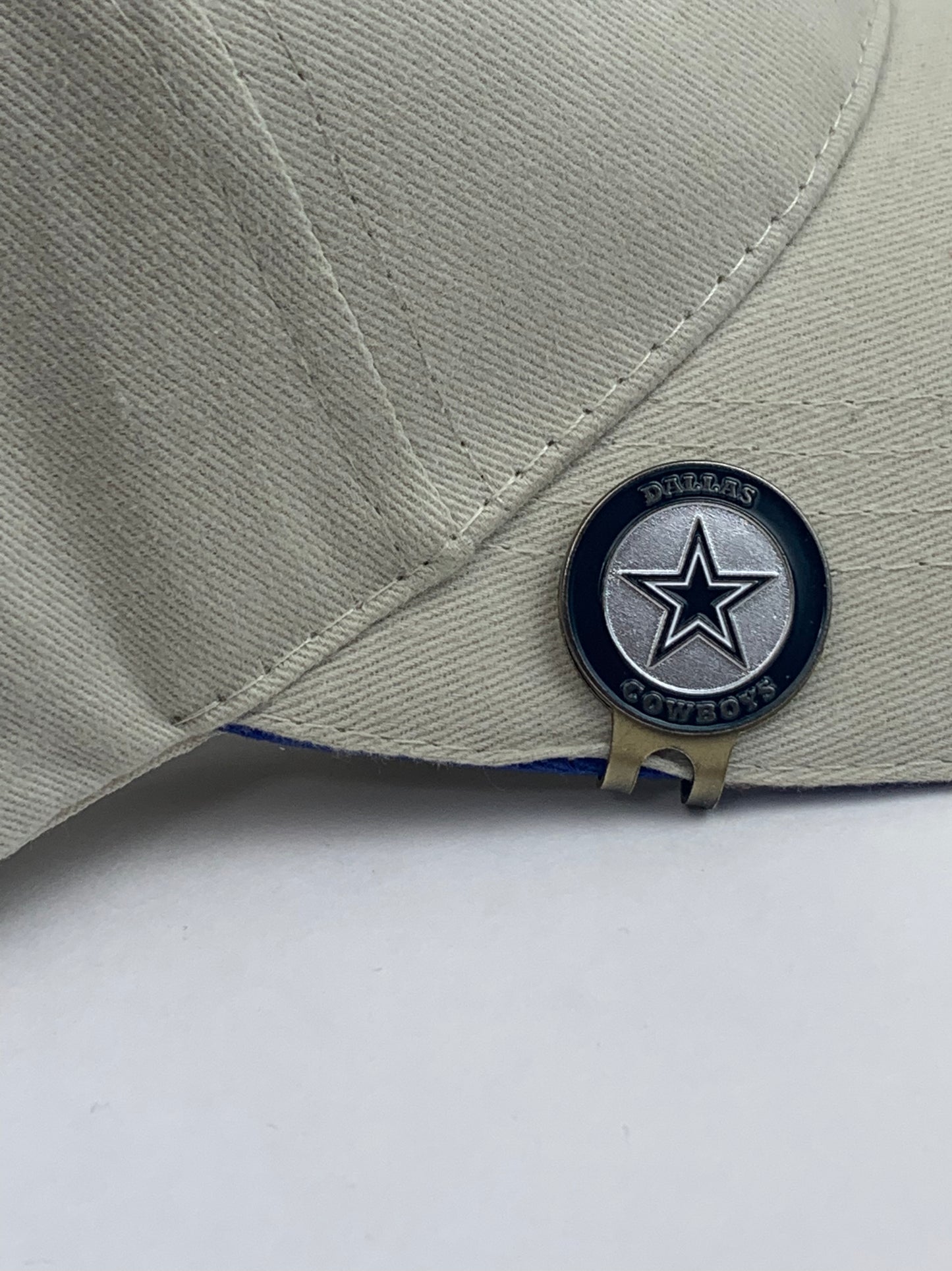 golf hat clips