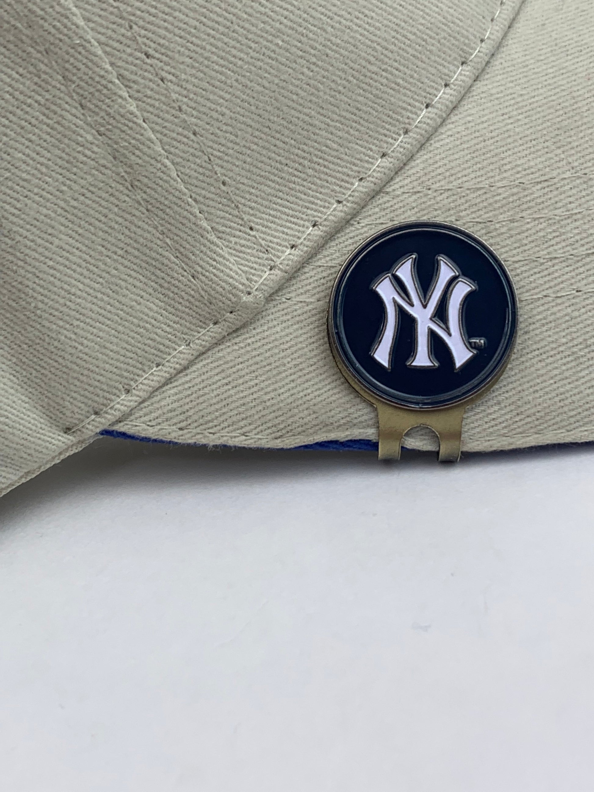 MLB Golf Ball Marker Hat Clip